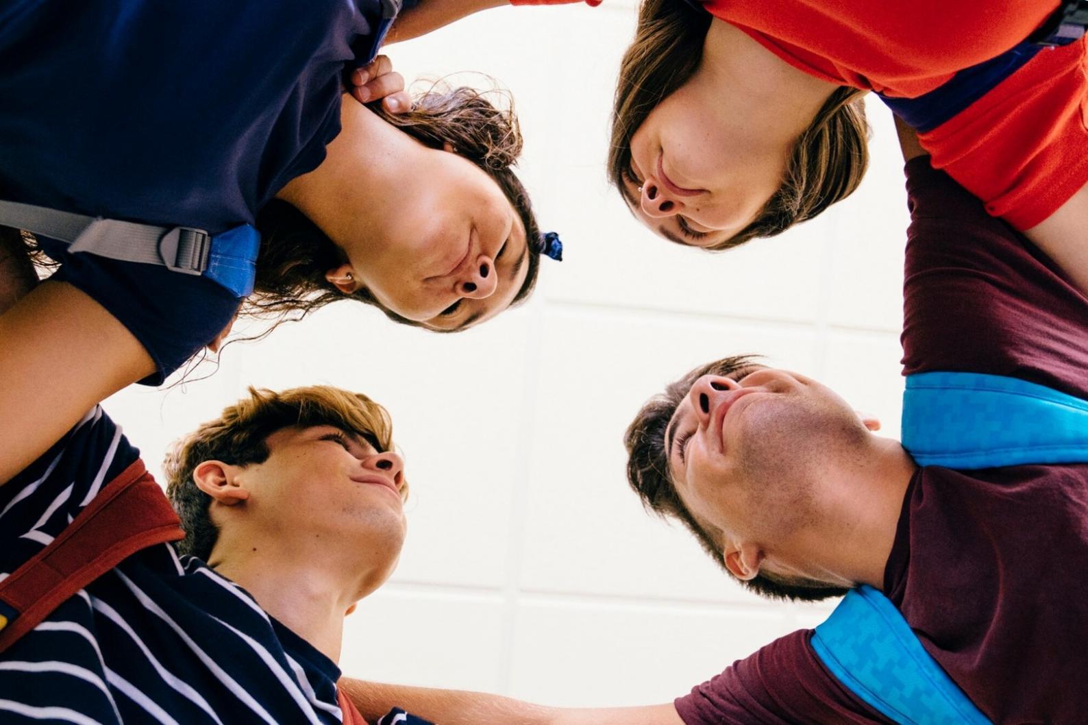 Espacio colaborativo de aprendizaje financiero en derivolanaq